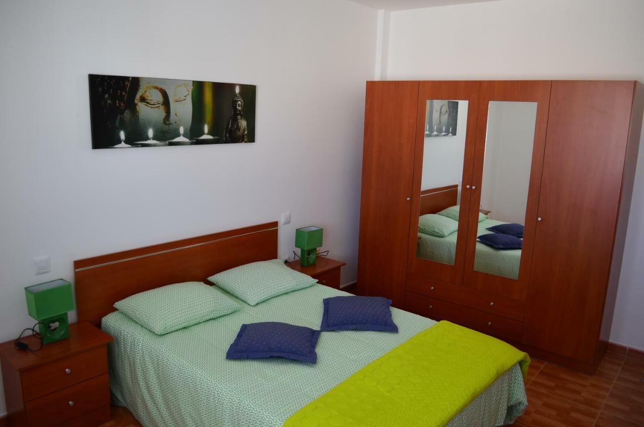 Vv Sarmiento Apartman Vecindario  Kültér fotó