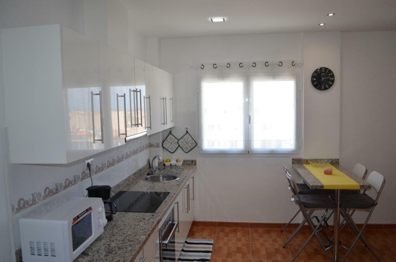 Vv Sarmiento Apartman Vecindario  Kültér fotó