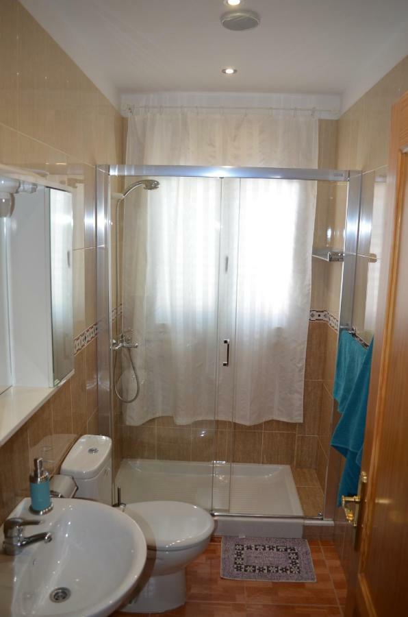 Vv Sarmiento Apartman Vecindario  Kültér fotó